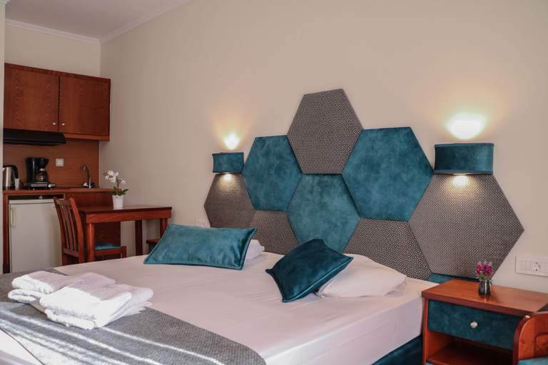 Bedroom 4, Hotel Dionysis Studios, South Aegean