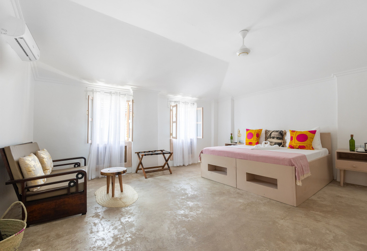 Bedroom 2, Sharazad Wonders Boutique, Mjini