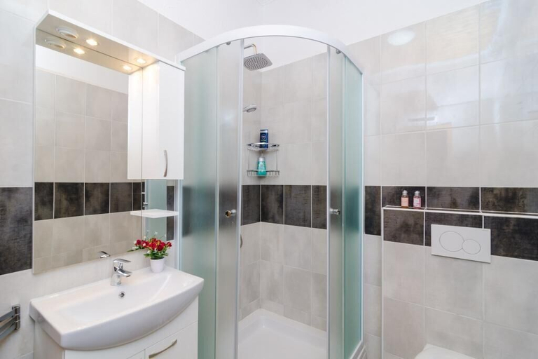 Bathroom 3, Apartments Grga, Dubrovnik