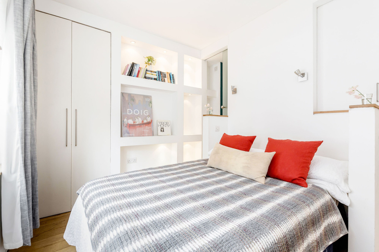 Bedroom 2, Modern Holland Park apartment, London