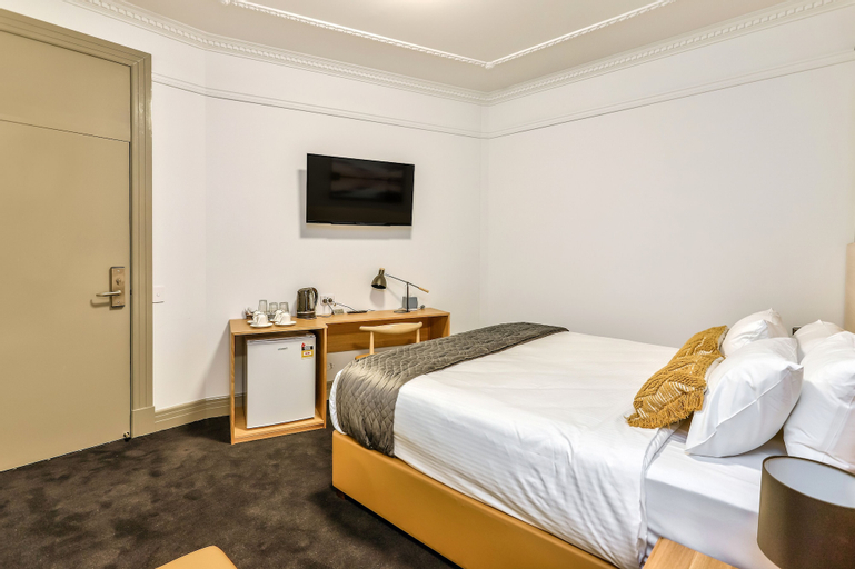 Bedroom 13