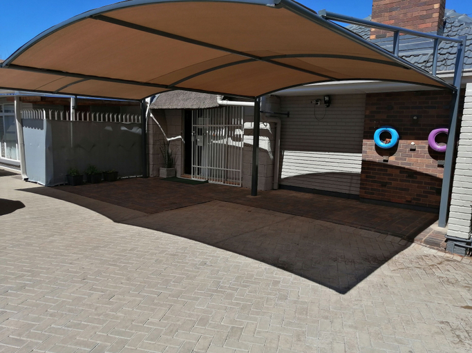 Exterior & Views 2, Caledon Overnight Rooms, Frances Baard