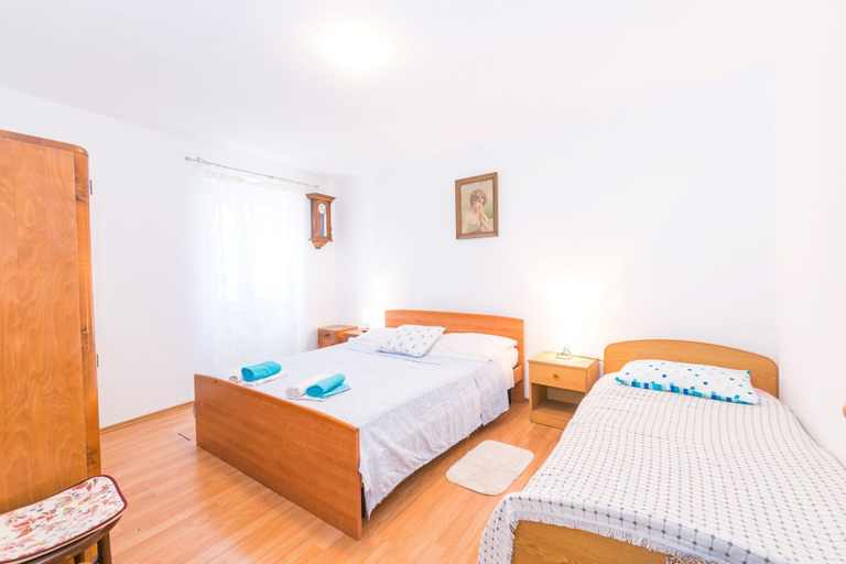 Bedroom 3, Beautiful Rustical Apartment in Rovinj, Rovinj