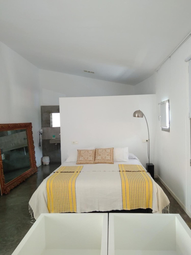 Bedroom 3, Hotel La Maga Rooms, Valencia