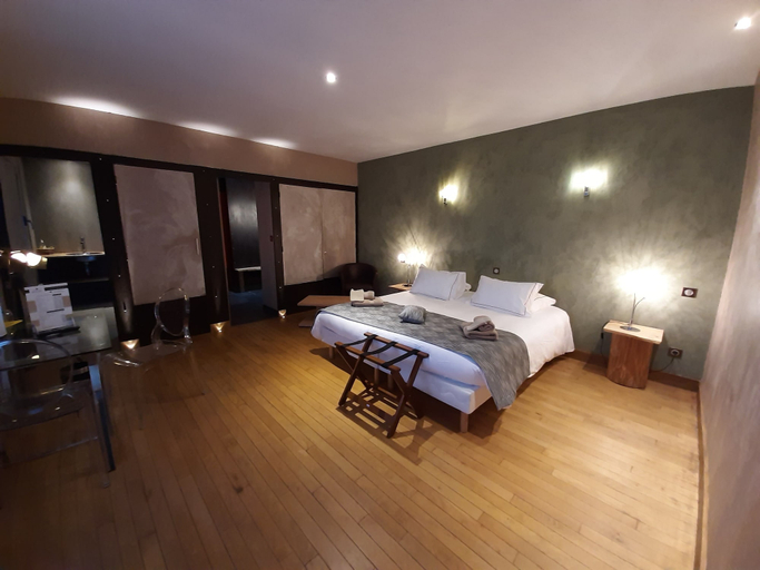 Bedroom 4, Le Clos du Bois Joli, Ain