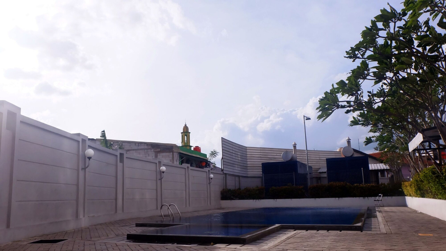 Exterior & Views 2, Mini Studio Room Apartment at Tifolia, East Jakarta