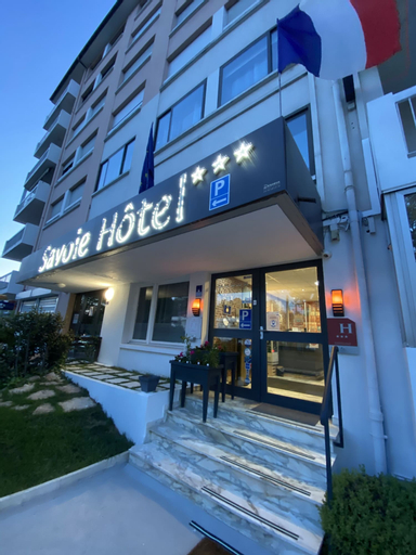 Savoie Hotel, Haute-Savoie