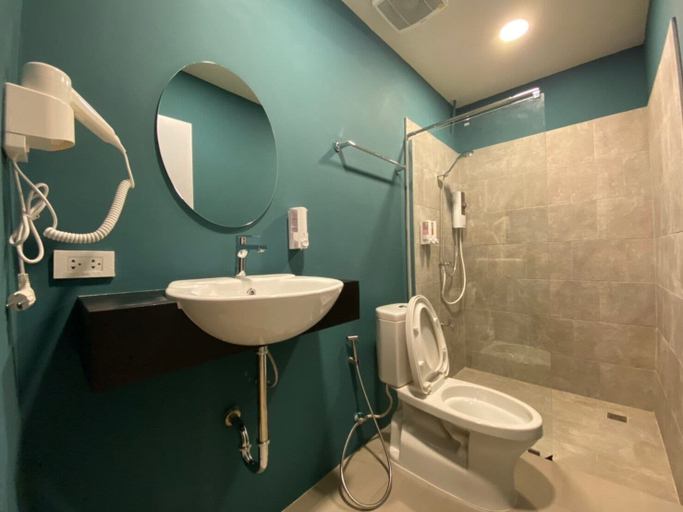 Bathroom 4, Nap hotel, Muang Chiang Rai