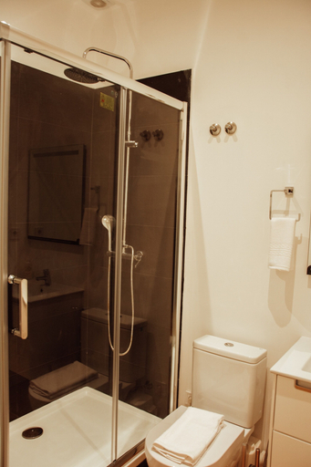 Bathroom 4, Le Premier Lisbon Suites, Lisbon
