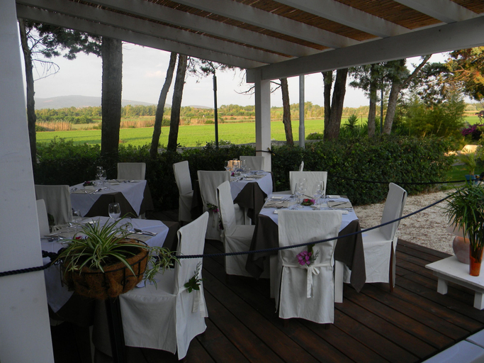 Food & Drinks 5, Is Benas Country Lodge, Oristano