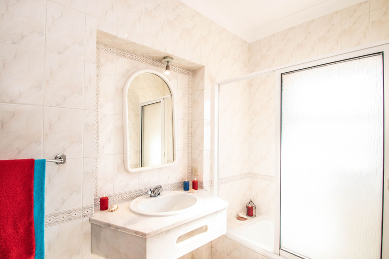 Bathroom, Townhouse Curaçao, Albufeira