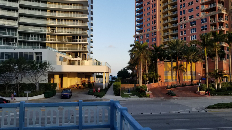 Exterior & Views 2, Hotel Motel Lauderdale Inn, Broward