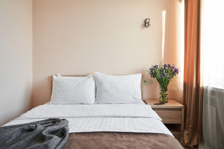Bedroom 2, Hotel Druzhba, Holosiïvs'kyi