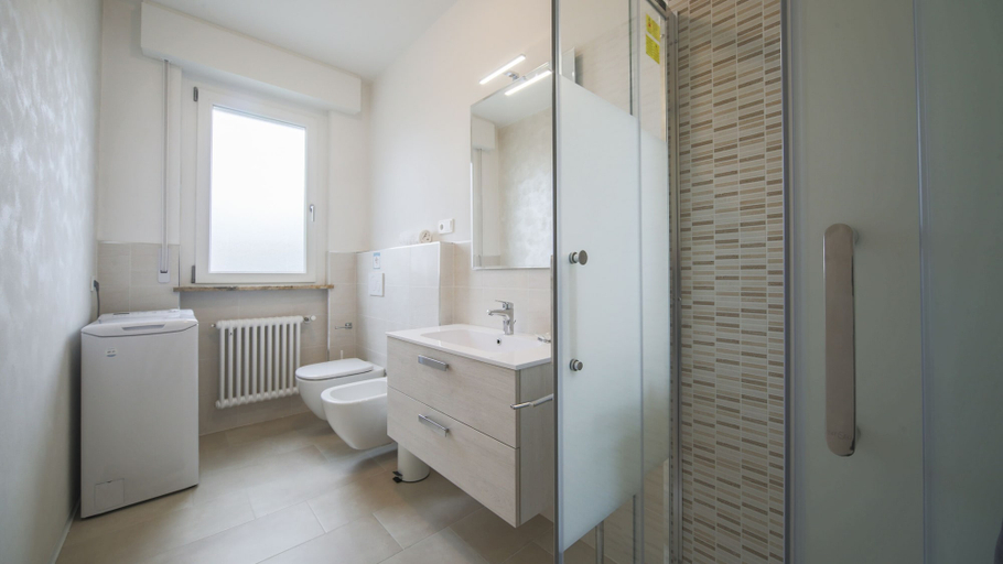 Bathroom 4, Italianway - Leonardo Da Vinci 133, Udine