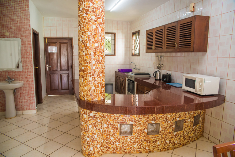 Bathroom 4, Nyali Beach Holiday Resort, Nyali
