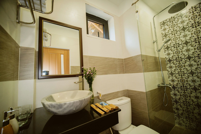Bathroom 3, BB's Cozy House & Apartment, Da Nang