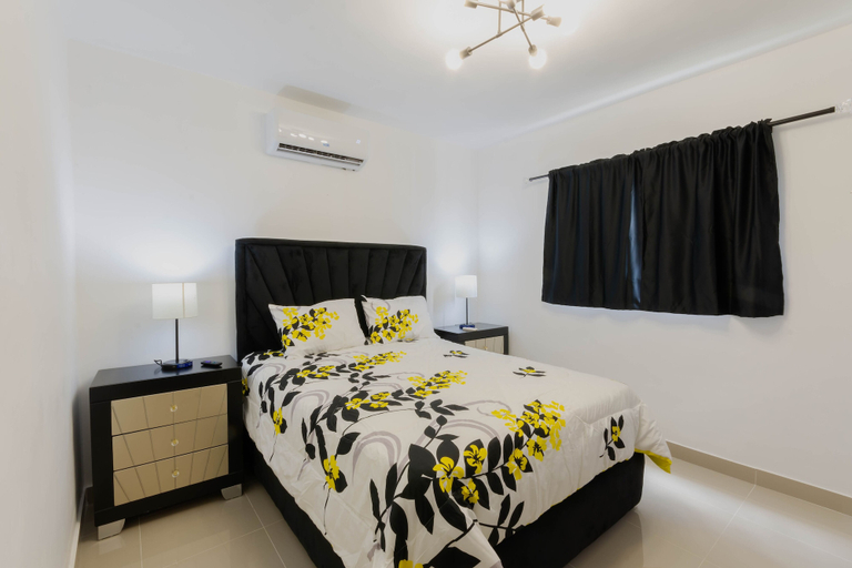 Bedroom 3, Modern Apt With free parking and AC 3brs, Santiago de los Caballeros