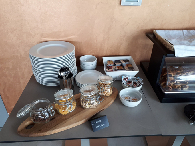 Food & Drinks 4, Villa Oliva, Premantura