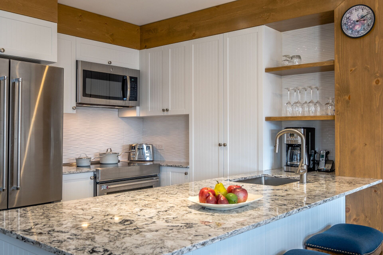 Others 4, Les Falaises by Tremblant Platinum, Les Laurentides