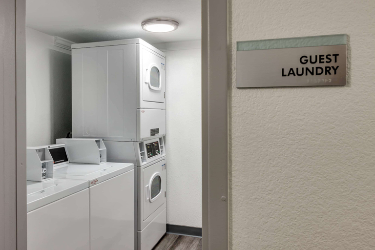 Bathroom 4, Days Inn & Suites by Wyndham Spokane, Spokane
