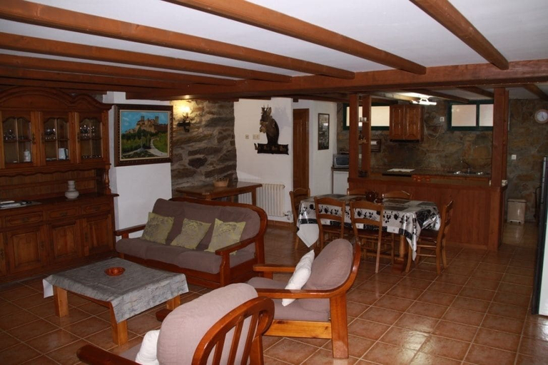 Others, Casa do Americano, Ourense