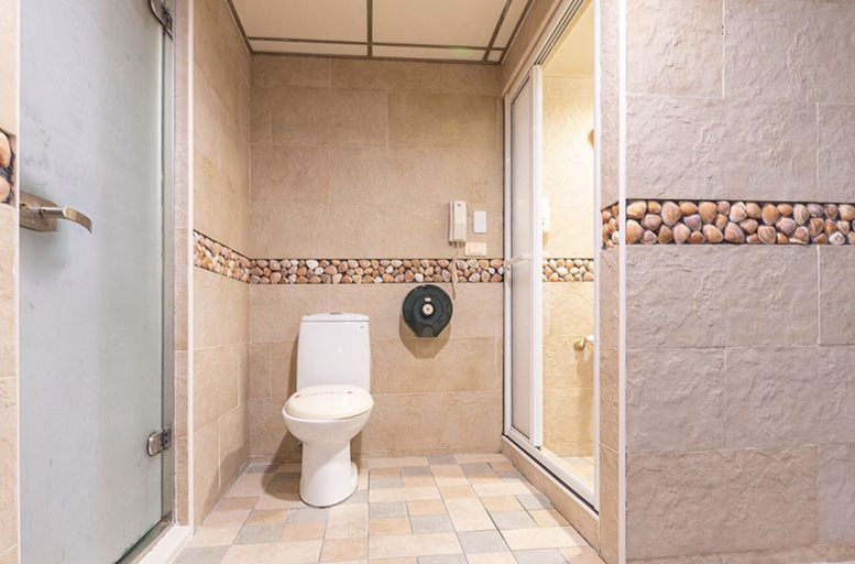 Bathroom 3, Chicago Motel, Yilan