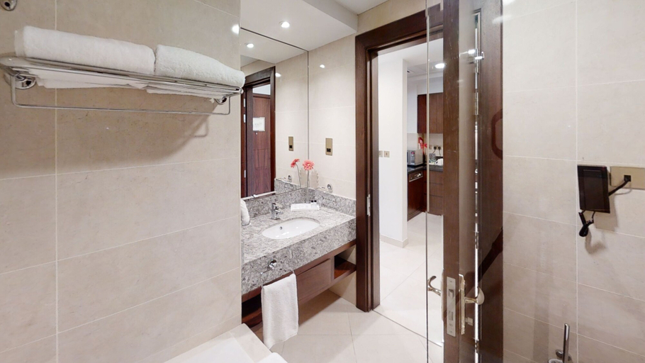 Bathroom 5, SUHA Al Jaddaf, Dubai