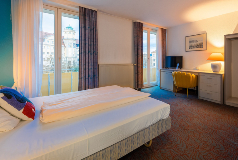 Bedroom 3, Hessenland Hotel by Stay Awesome, Kassel