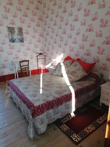 Bedroom 2, Chateau de Chavannes, Nièvre