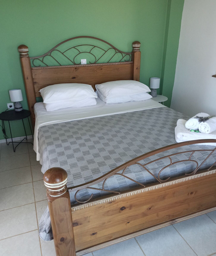 Bedroom 5, Anastasios Olive Garden Apartments, Peloponnese