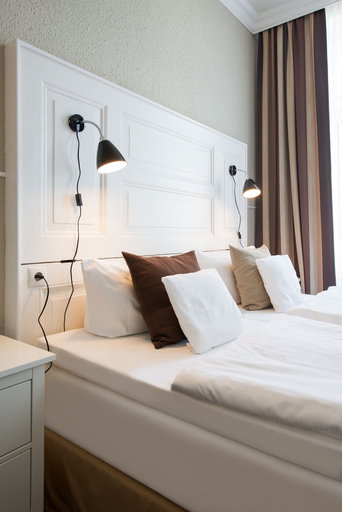 Bedroom 3, Hotel Stralsund, Vorpommern-Rügen