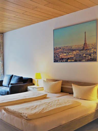Bedroom 3, Waldhotel Porta Westfalica garni, Minden-Lübbecke