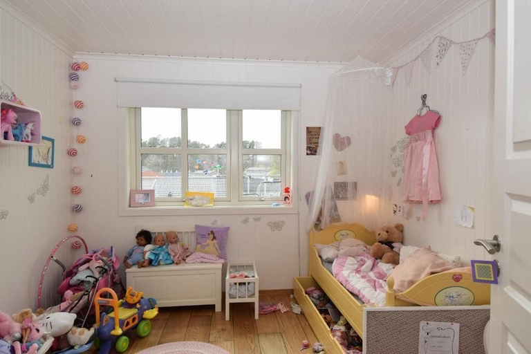 Bedroom 2, StayPlus Huge Family Home, Kristiansand