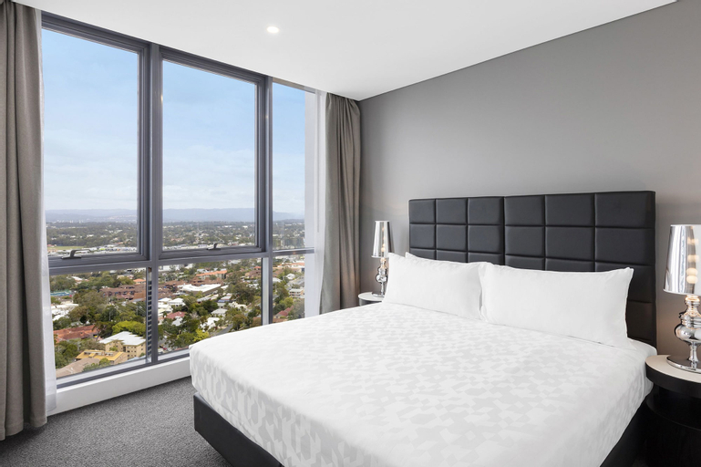 Bedroom 4, Meriton Suites Southport, Gold Coast, Gold Coast