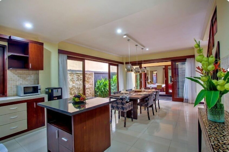 Others 5, Samudra · 6BR Luxury Family Pool Villa Umalas Bali, Badung