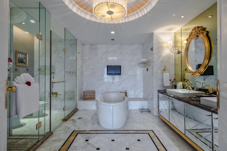 Bathroom 3, Yungang Jianguo Hotel, Datong