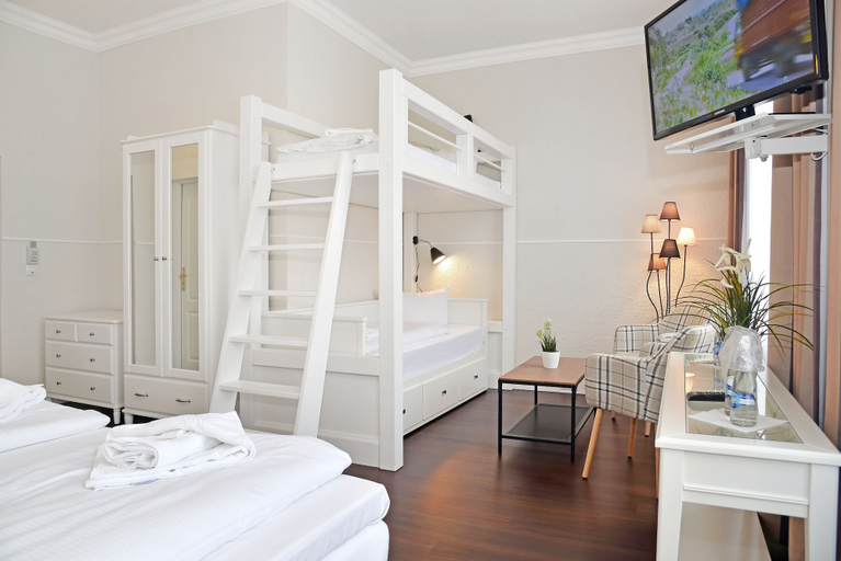 Bedroom 4, Hotel Stralsund, Vorpommern-Rügen