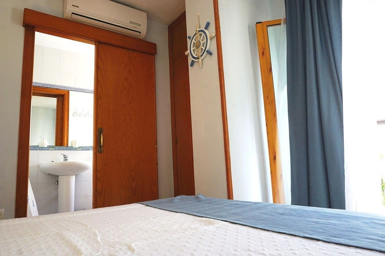 Bedroom 4, Hostal Salitre, Cádiz