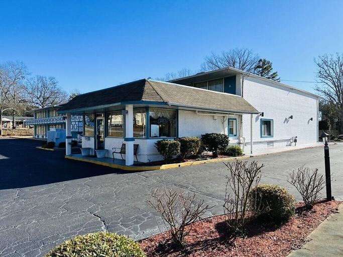 Exterior & Views 2, Econo Lodge Clemson - University Area, Pickens