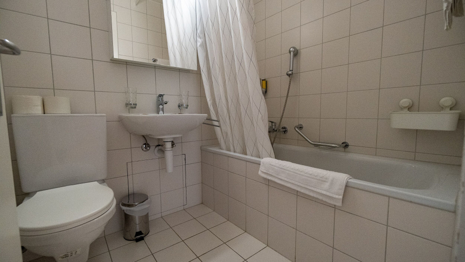 Bathroom 3, Los Lorentes Residences - Bulle, La Gruyère