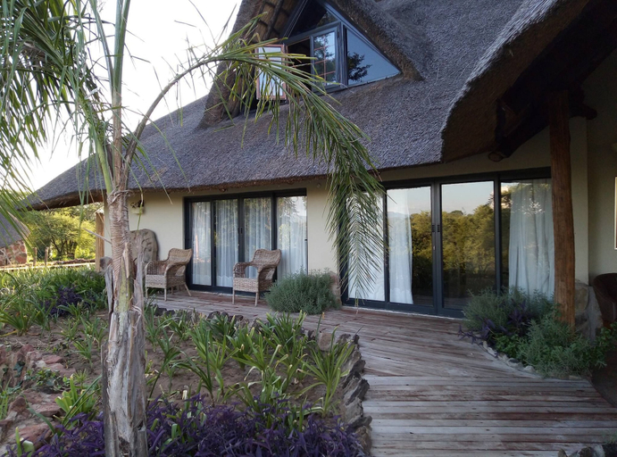 Exterior & Views 2, Masaumbezi River Lodge, Siavonga