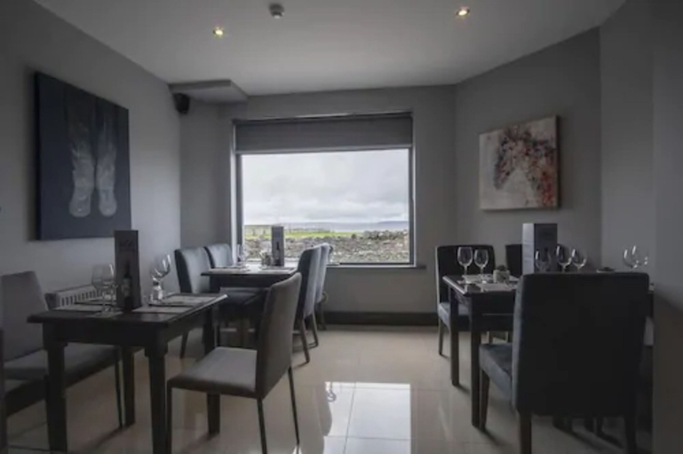 Food & Drinks 3, Wilde Ballybunion
