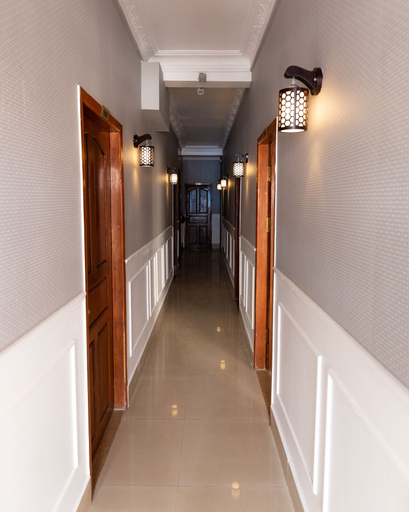 Others 5, The Dubliner Inn, Phnom Penh