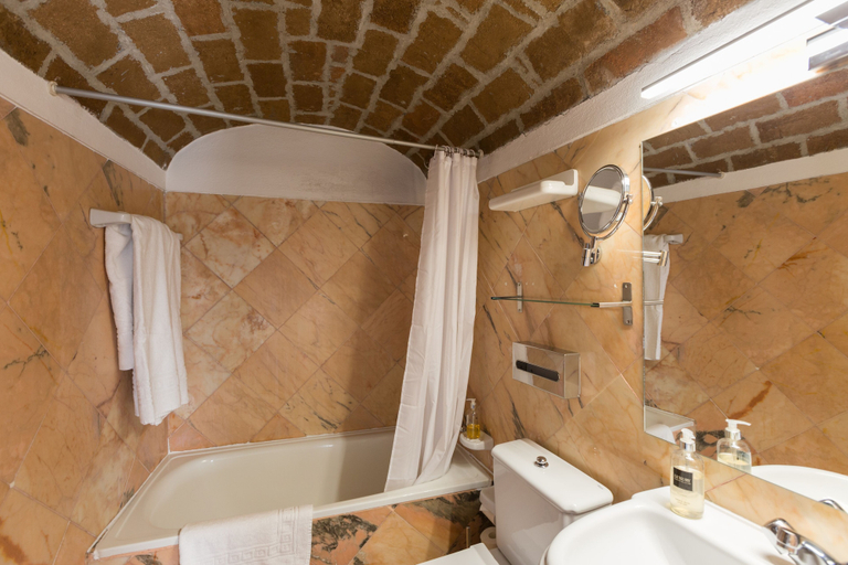 Bathroom 4, Estalagem de Monsaraz, Reguengos de Monsaraz