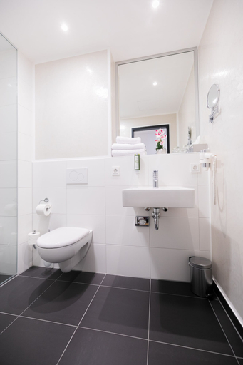 Bathroom 5, GuestHouse Speyer, Speyer
