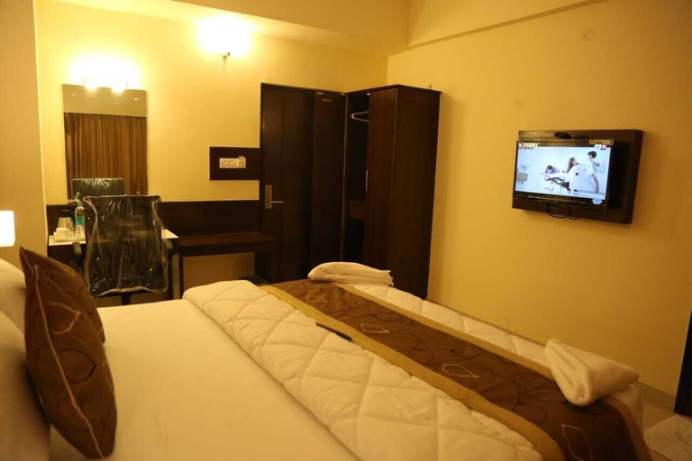 Bedroom 3, Hotel Magaji Comfort Inn, Bangalore