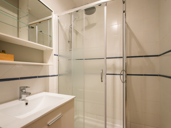 Bathroom 3, Boutike Apartments, Sevilla