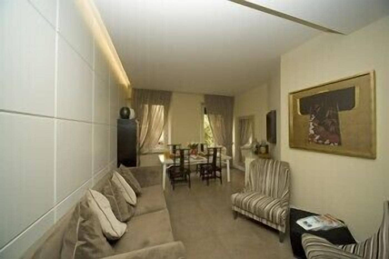 Others 5, Hotel Valeri, Rome