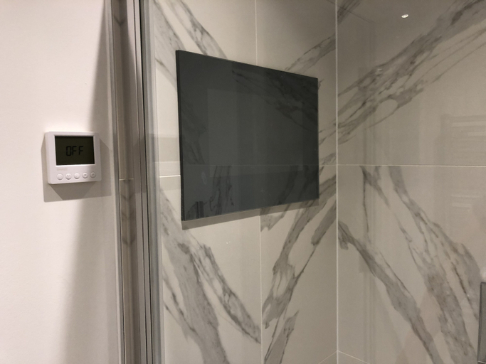 Bathroom 3, Luxury 2 Bed 2 Bath Apartments next to kings cross, London