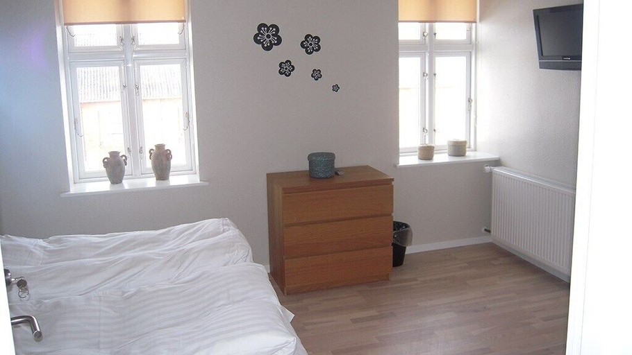 Bedroom 2, Harboøre Hotel, Lemvig